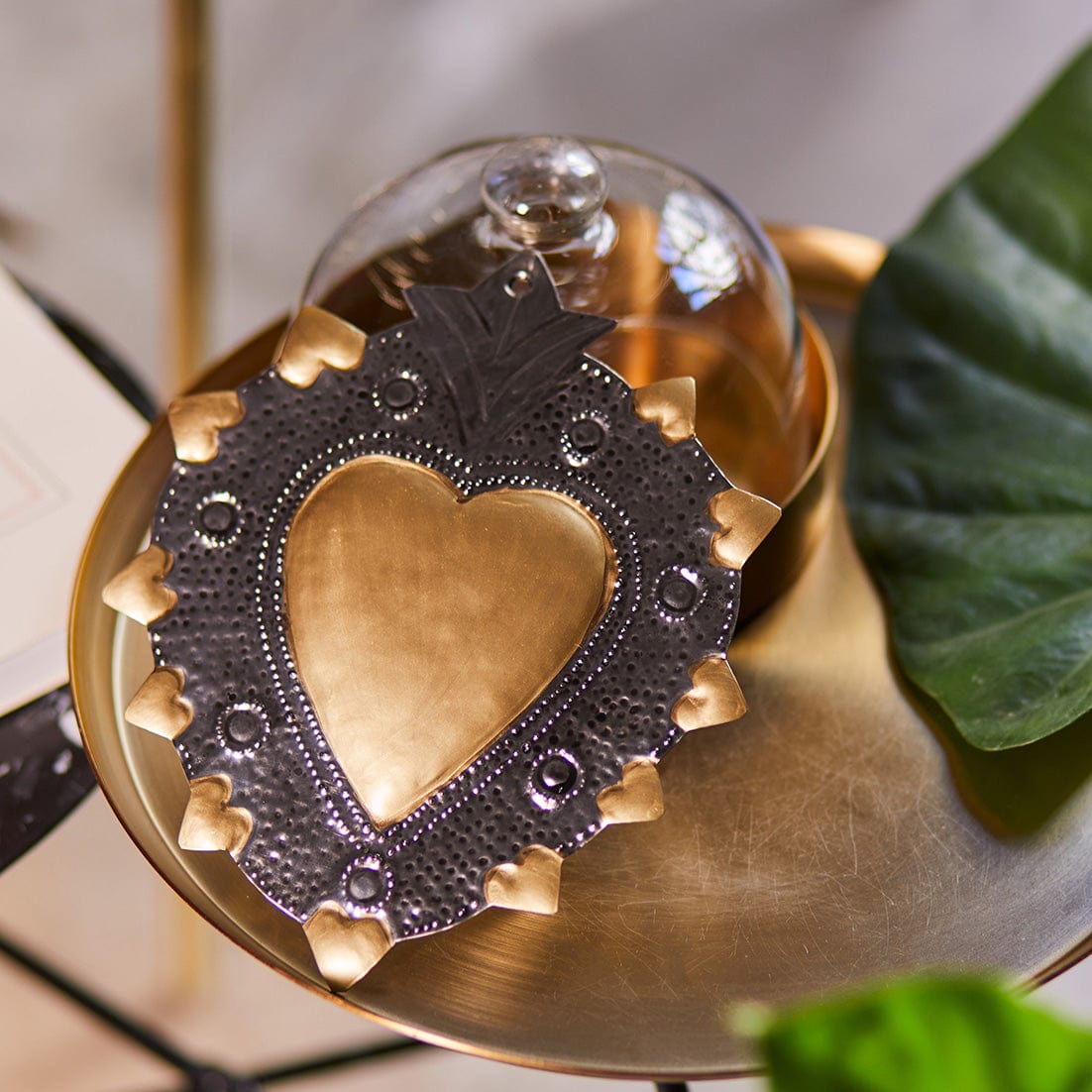 Miroir cœur ex-voto en laiton doré – Miroir mexicain artisanal | Milagritos Miroir cœur ex-voto en laiton doré – Miroir mexicain artisanal | Milagritos